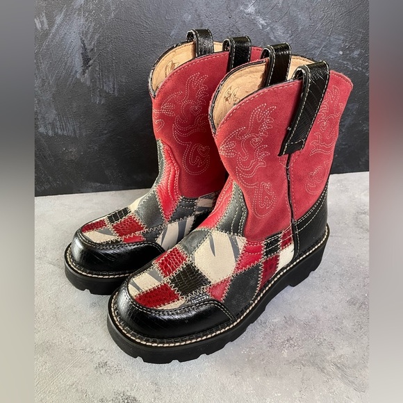 Ariat Shoes - Original Ariat Fatbaby Patchwork Boots Artist Series 6.5B